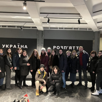 Музеєзнавці на виставці "Україна — розп'яття"