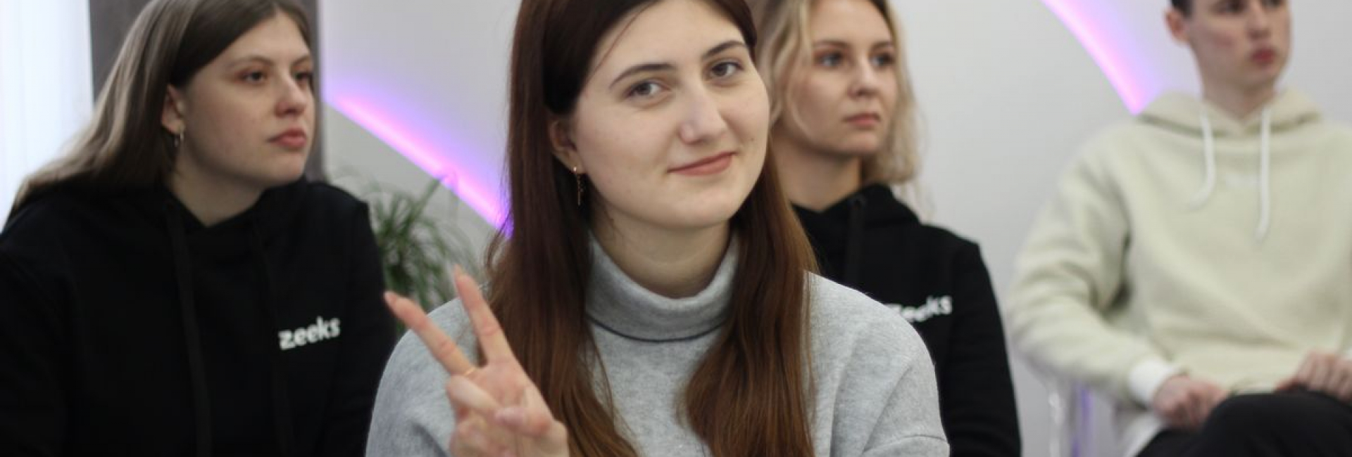 Як швидко адаптуватись до нового соціуму?