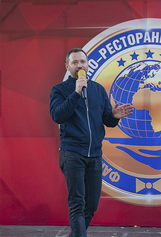 Ігор Комарніцький