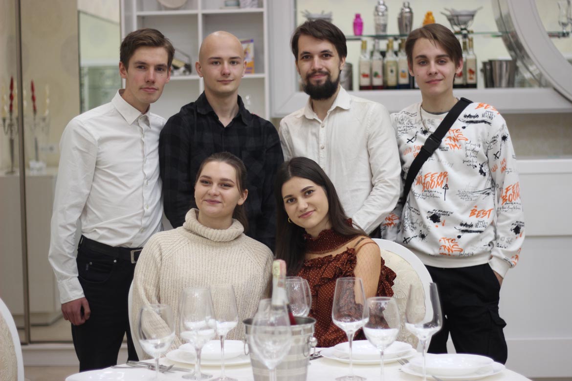 студенти